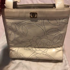 Chanel Purse w/ Authenticity Card and original bag